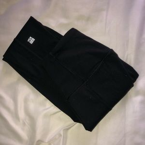 Victoria’s Secret sport tights